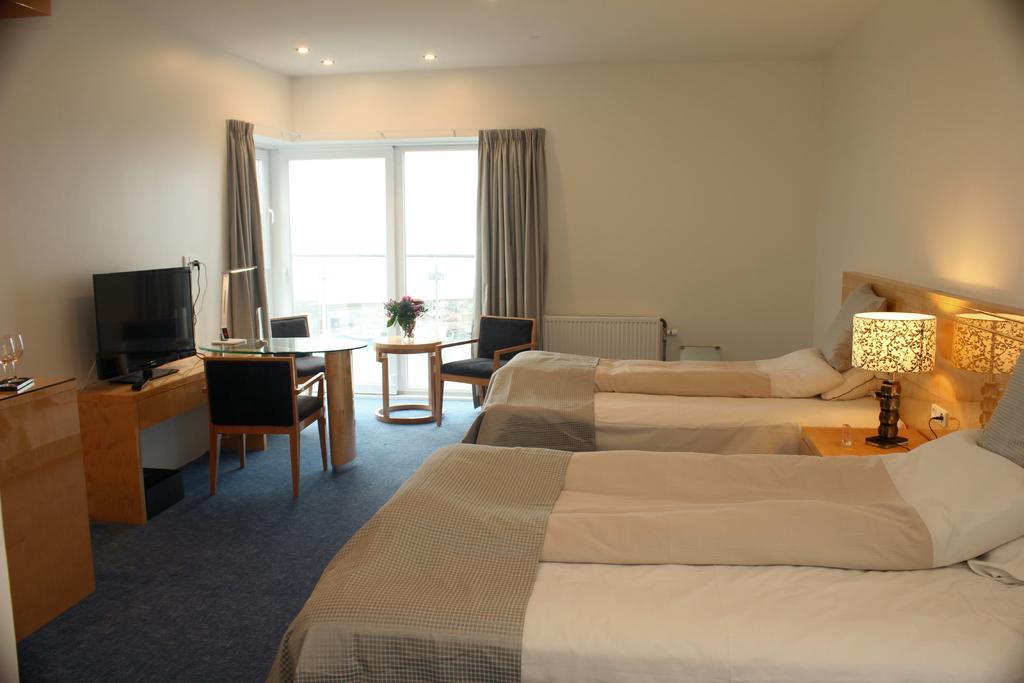 Seafront Hotel 히르츠할즈 외부 사진