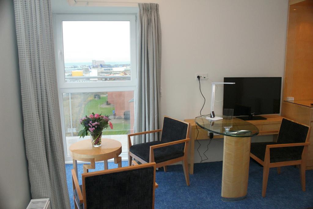 Seafront Hotel 히르츠할즈 외부 사진